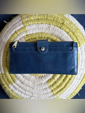 HOBO leather women's dunn continental wallet in dark blue